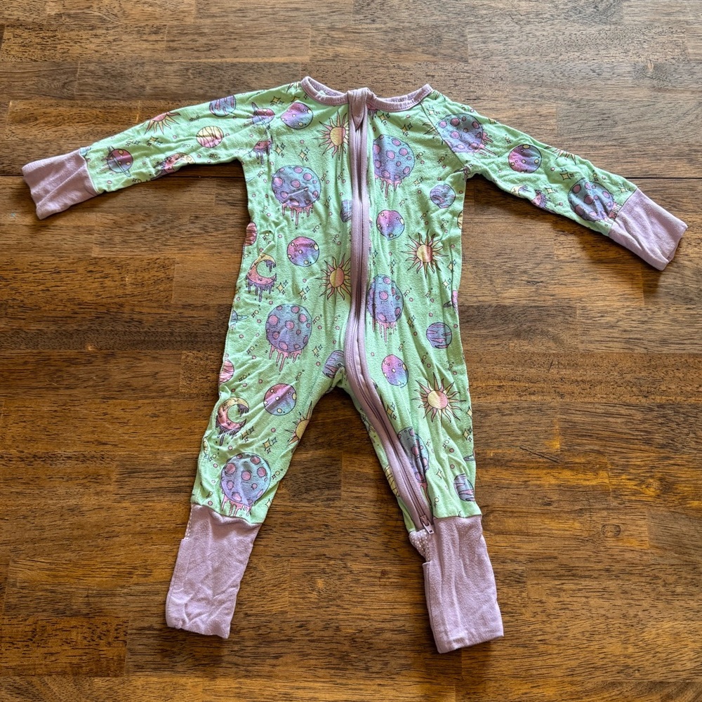 Ploom Baby Space Drip Onesie Size 6-12 Months